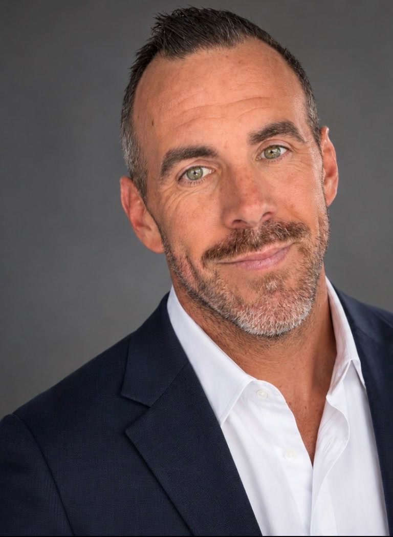 Portrait of Matt Thomas